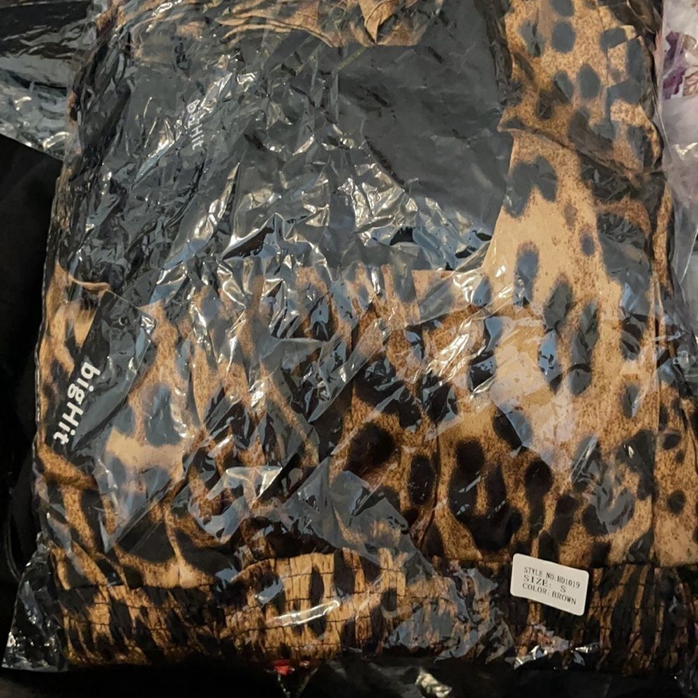 Leopard Print Ruffle Dress Small​ - Picture 4 of 7